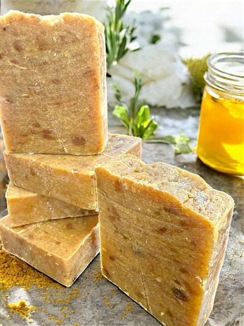 Turmeric &amp; Honey Cleansing Bar